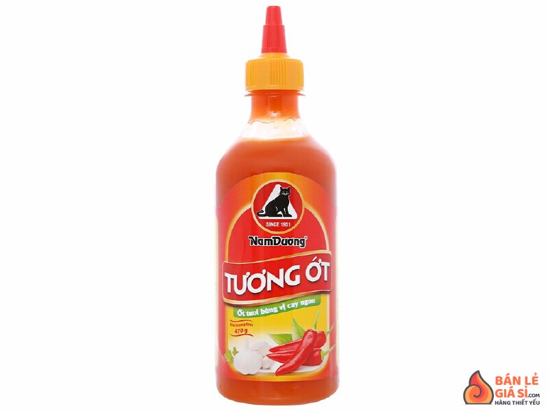 Tương ớt Nam Dương chai 470g